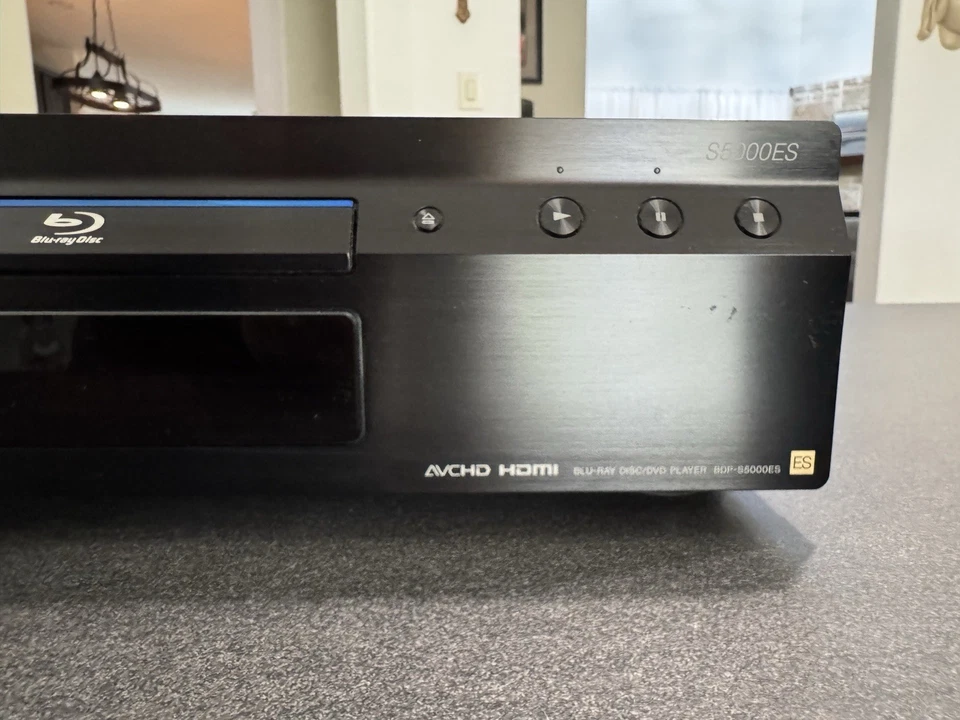 Sony ES BDP-S5000ES Blu-Ray CD/DVD Player & Remote Bundle - Elite Series SOLID! - Image 4 of 4