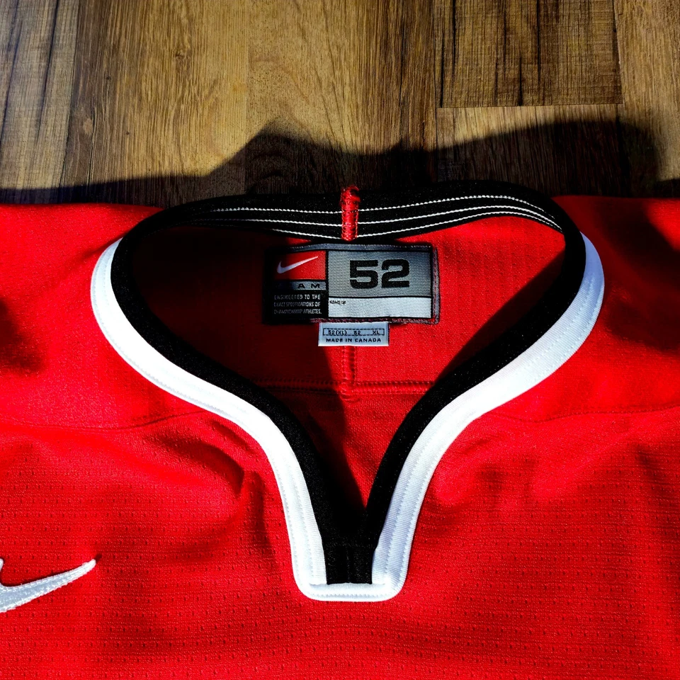 Camiseta EQUIPO CANADA Jarome Iginla On-Ice Auténtica 2002 Juegos Olímpicos IIHF Talla 52 Nueva Foto 3 de 4