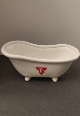 BJ's Brewhouse ''The Lucky Ducky'' Ceramic Bathtub Promo Display Tub Only No Duck