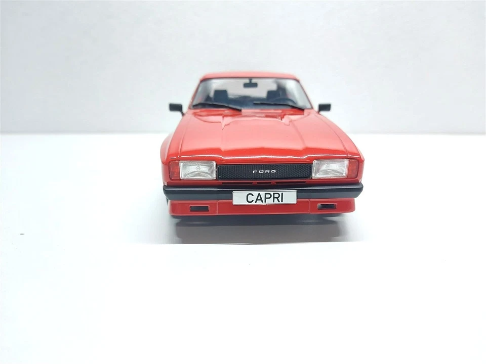 Ford Capri S MKII Turbo May X-Pack Rosso del 1975 - 1/18 MCG - Immagine 2 di 4
