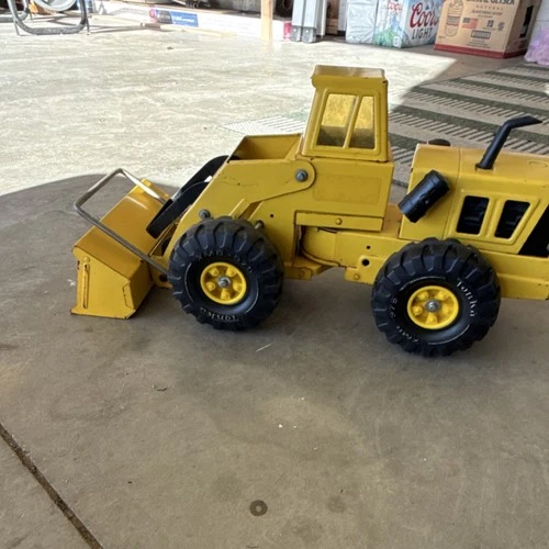 Tonka Vintage Pressed Steel Yellow Loader Construction Vehicle Toy
