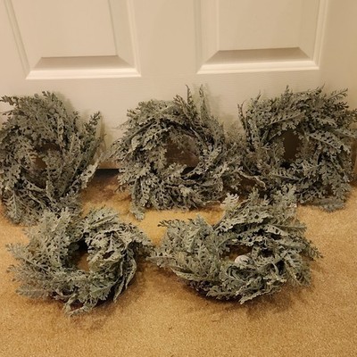 5 Bloom Room Artificial Mini Wreath Dusty Miller Green 15 in Door Decoration