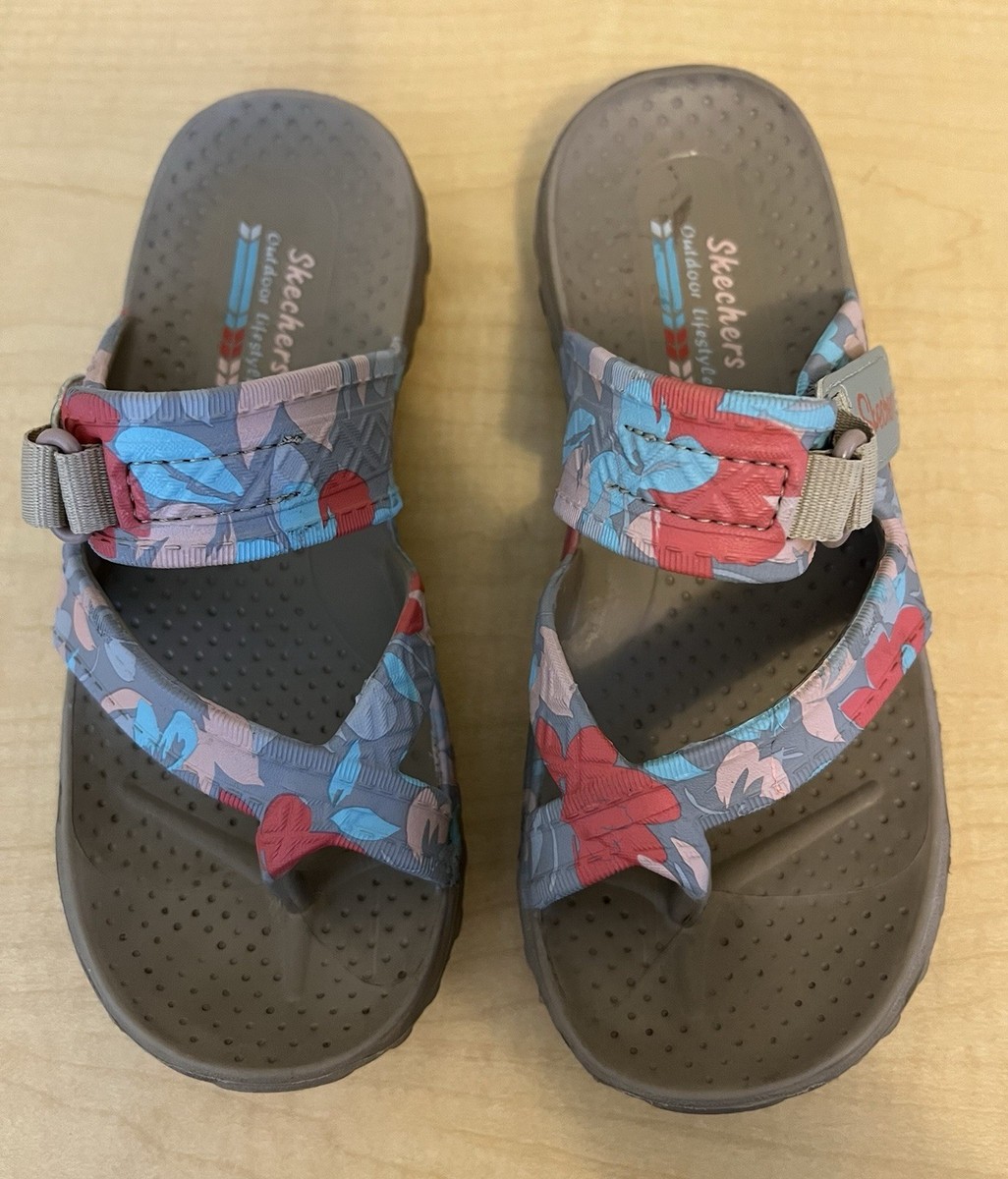 Skechers Size 6 Cali Gear Reggae Outdoor Lifestyle Sandals Foamies