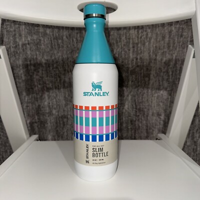 Stanley The All Day Slim Bottle: 20 Oz, Summer Plaid