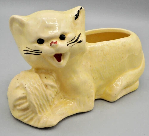 Vintage McCoy Pottery Pale Yellow Cat Planter w/ Ball of Yarn USA 348A Ceramic