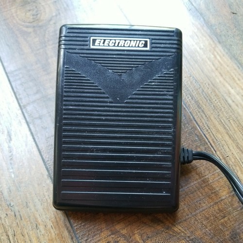 Matsushita Electronic Sewing Machine Model 4C-316B Foot Pedal Speed Control