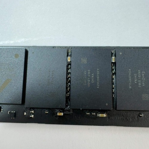SanDisk SD6PQ4M-128G-1021 F1342650K3YFND5C7 Apple SSD - Picture 5 of 5