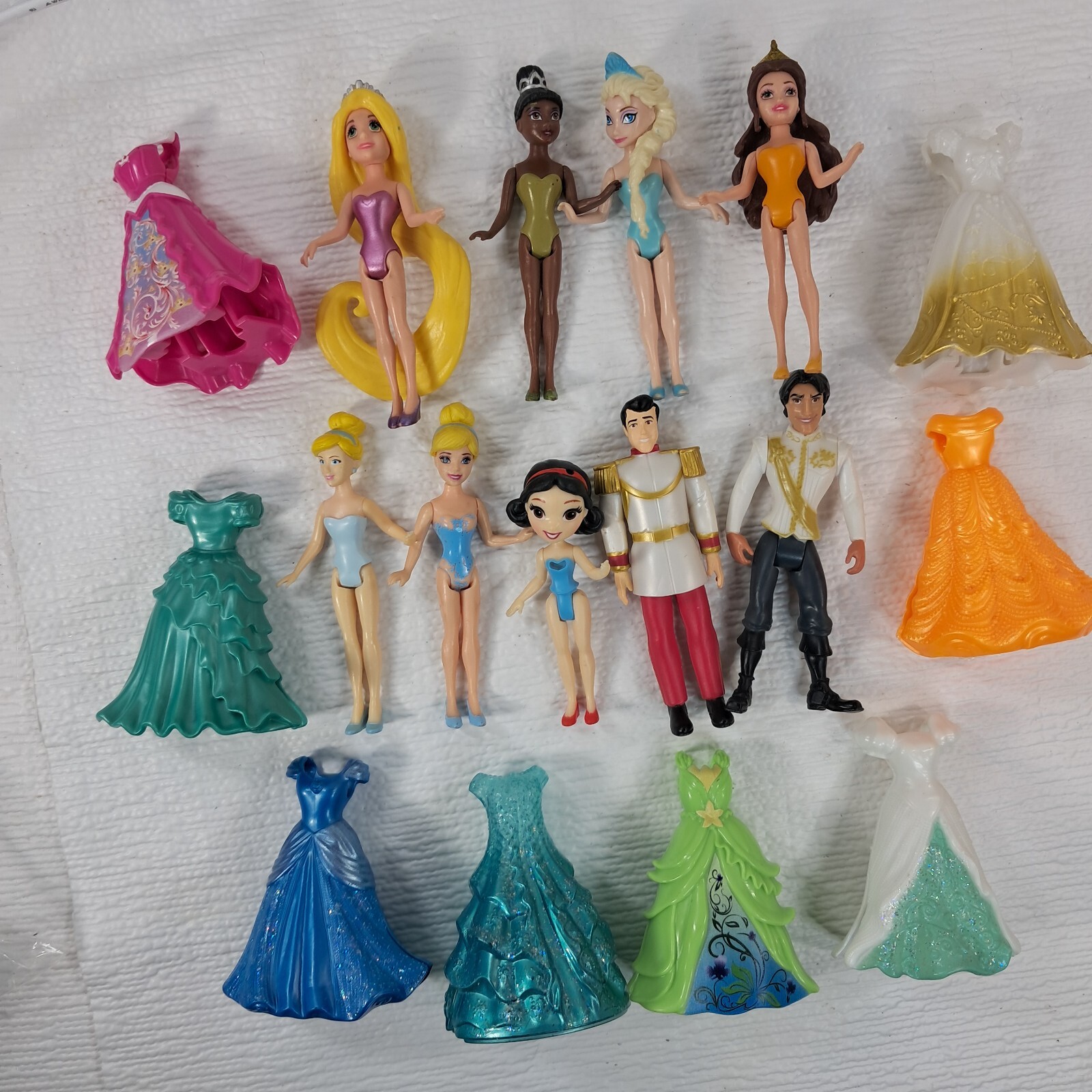 Set Little Kingdom Dresses Rapunzel Tiana Elsa