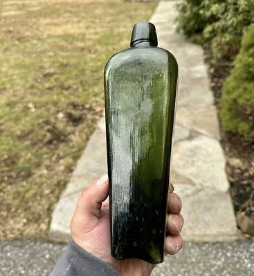Early Blown Applied Lip Pretty Dark Green Case Gin Type Bottle 1870s Era Nice