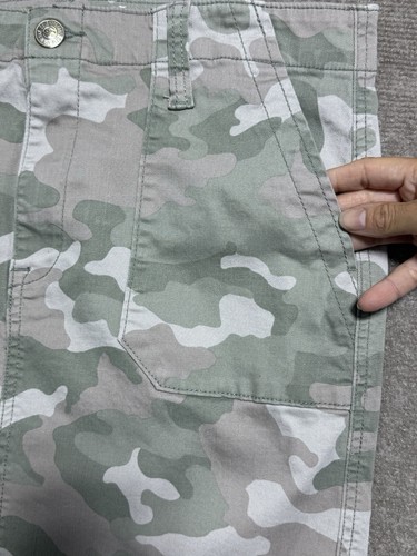 Seven7 Camo Skirt Women’s Size 12 Olive Tan Gray Camo Cotton & Spandex - Picture 2 of 8