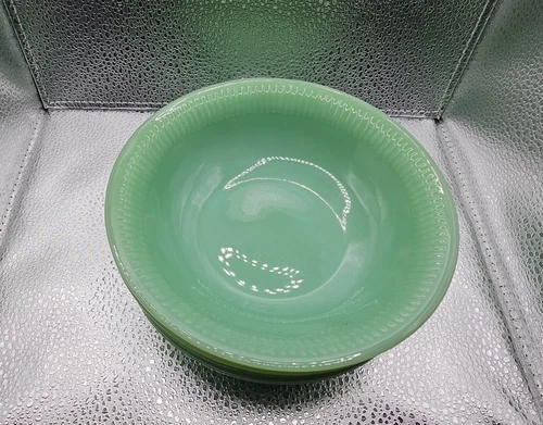 SET OF 5 JADEITE FIRE KING RIBBED SOUP BOWLS 7 1/2"