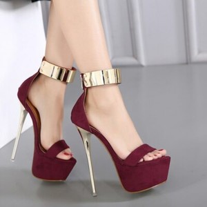 Tacones altos