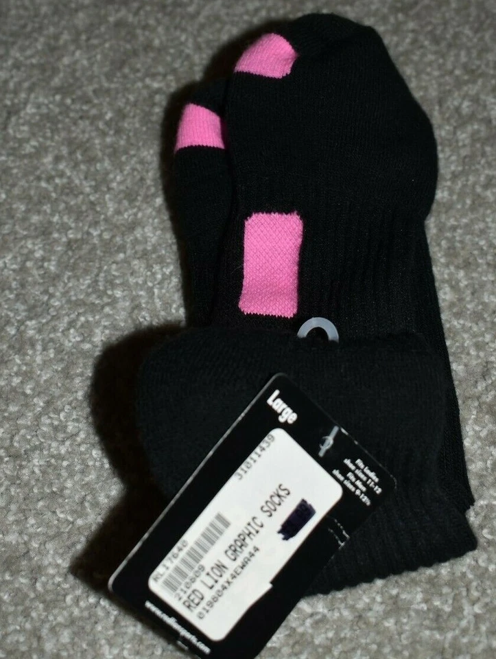 Calcetines de concientización sobre el cáncer de mama NEGRO Y ROSA rojo león gráficos mujeres grandes Foto 3 de 4