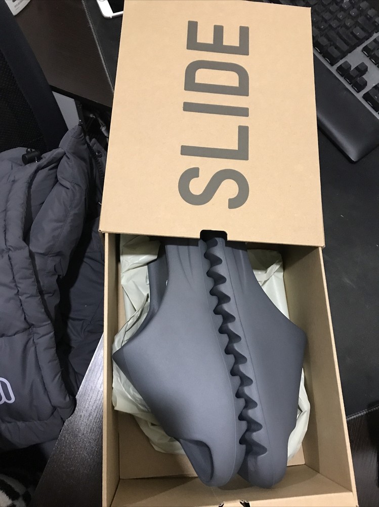 NEW - Adidas Yeezy Slide Slate Grey ID2350 Men's Size 7 Ready To Shipped!