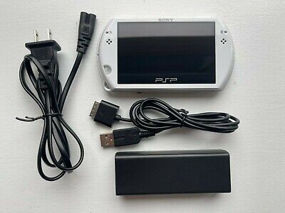 Sony PSP Go - PSP-N1000 Pearl White 100% OEM + Wall Charger Very