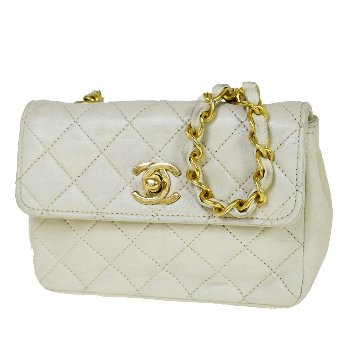 Chanel Pre-owned 2022 Small Double Flap Shoulder Bag - White