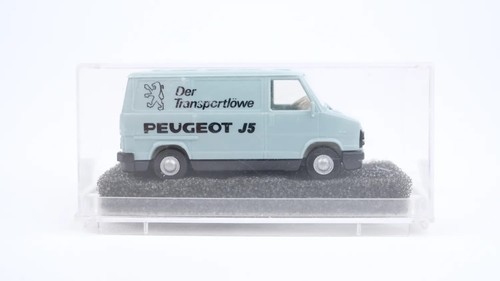 Transportador Praliné Peugeot J5 Revell H0 83233 | Condition: Gebraucht