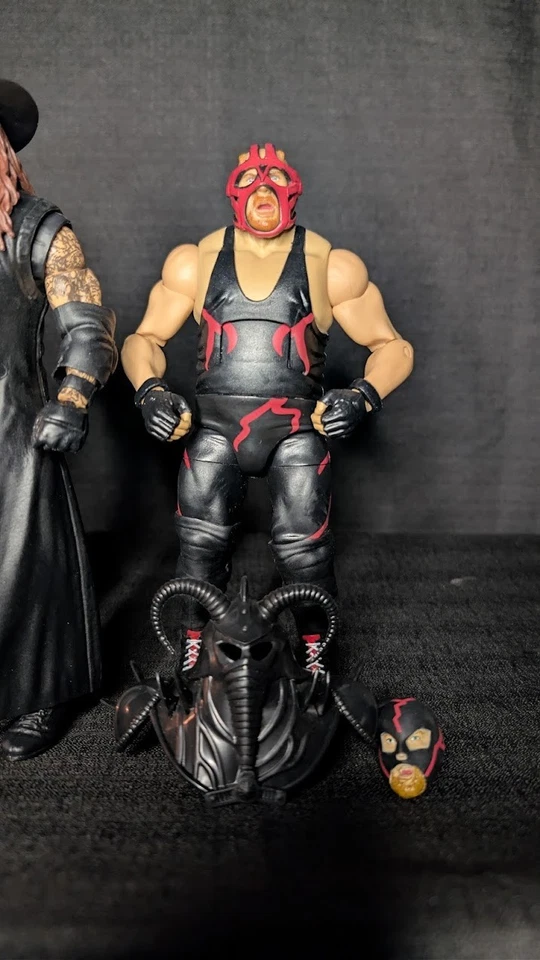Lot Of 3 Mattel WWE Elite Legends Big Van Vader, The Undertaker, Kama Mustafa - Image 4 of 4