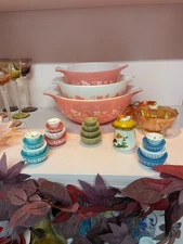 Vintage-Inspired Pyrex 3D Christmas Ornaments – Retro Mid-Century