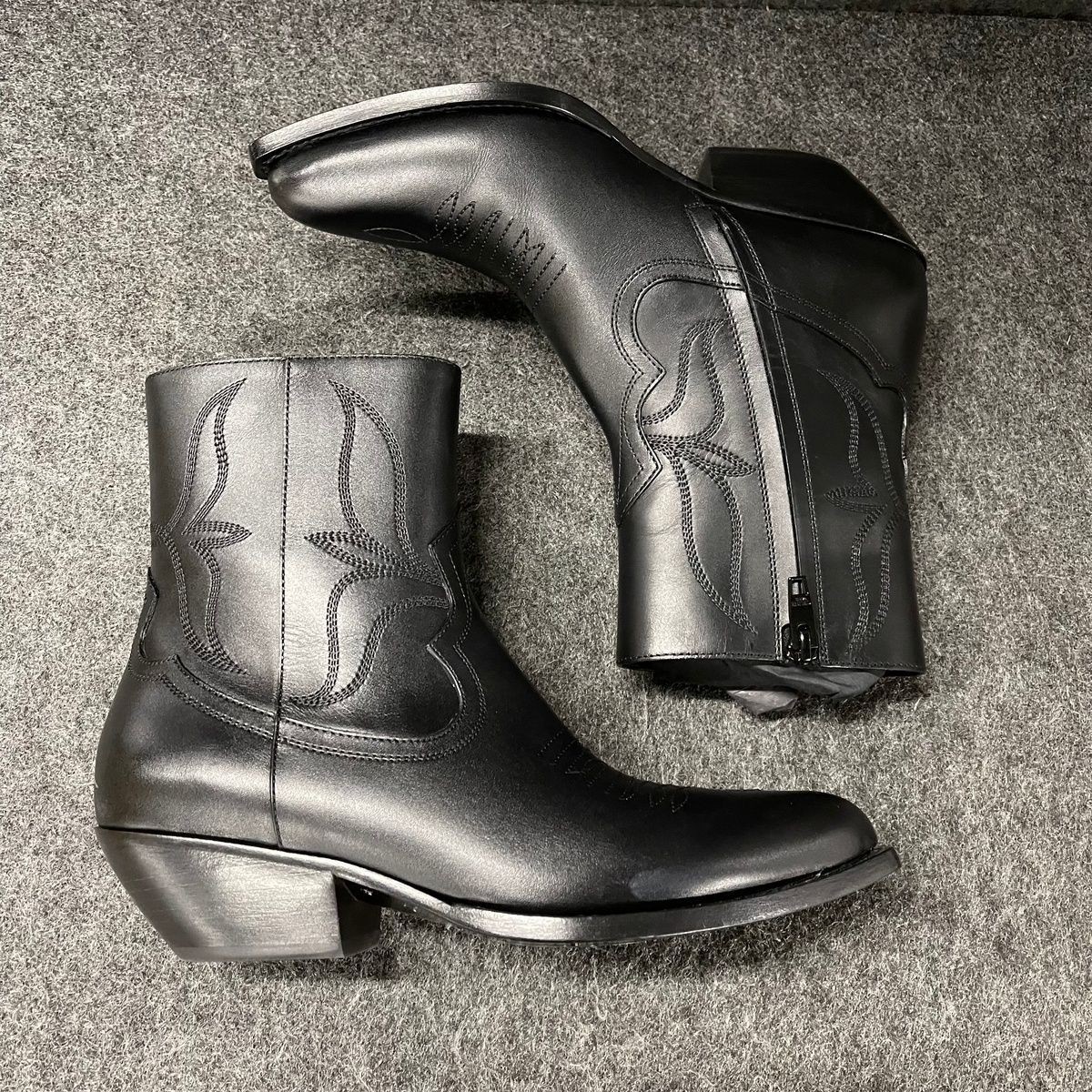 CELINE Leon Shiny Calfskin Zipped Boot Women's Size US 8 Black | eBay