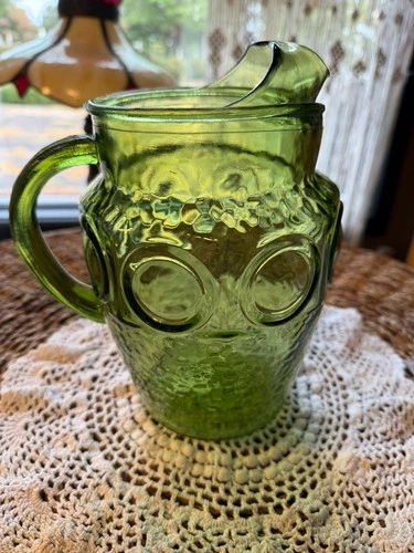 Vintage 1970’s Anchor Hocking Heritage Hill Bullseye pitcher Avocado Green