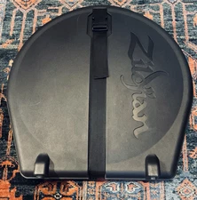 Zildjian 24″ Rolling Cymbal Vault - Black