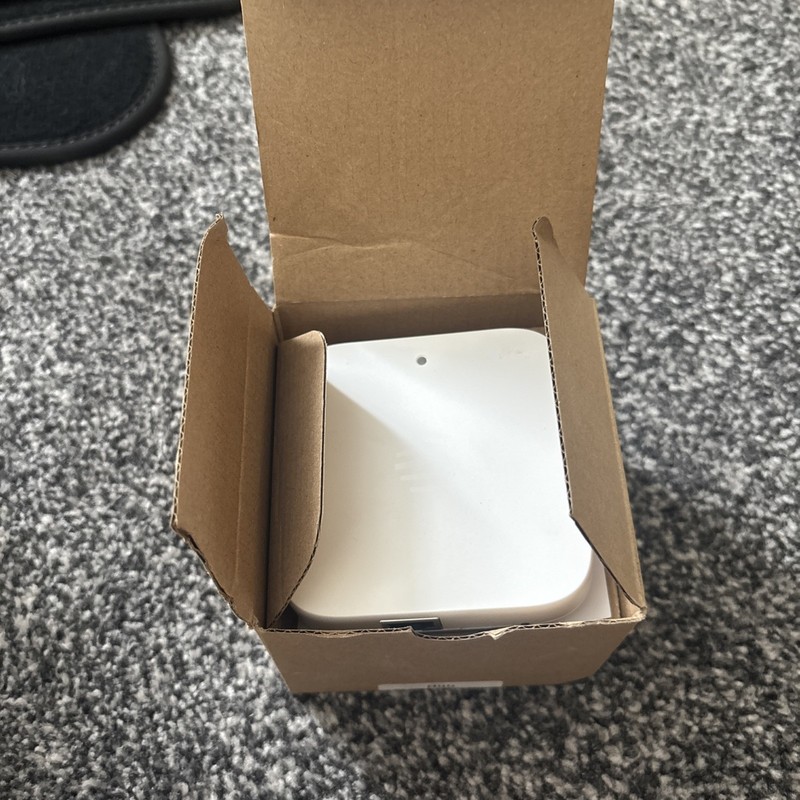 Hive Smart Hub Nano 3 Model HUB600 - used.