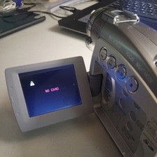 Canon ZR85 A Mini DV Camcorder  Cords  Soft Case Camera Japan