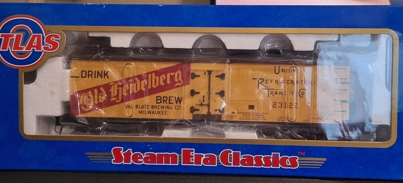 Blatz Old Heidelberg Brew from the Blatz Brewing Co of Milwaukee-Atlas Reefer - Image 3 of 3