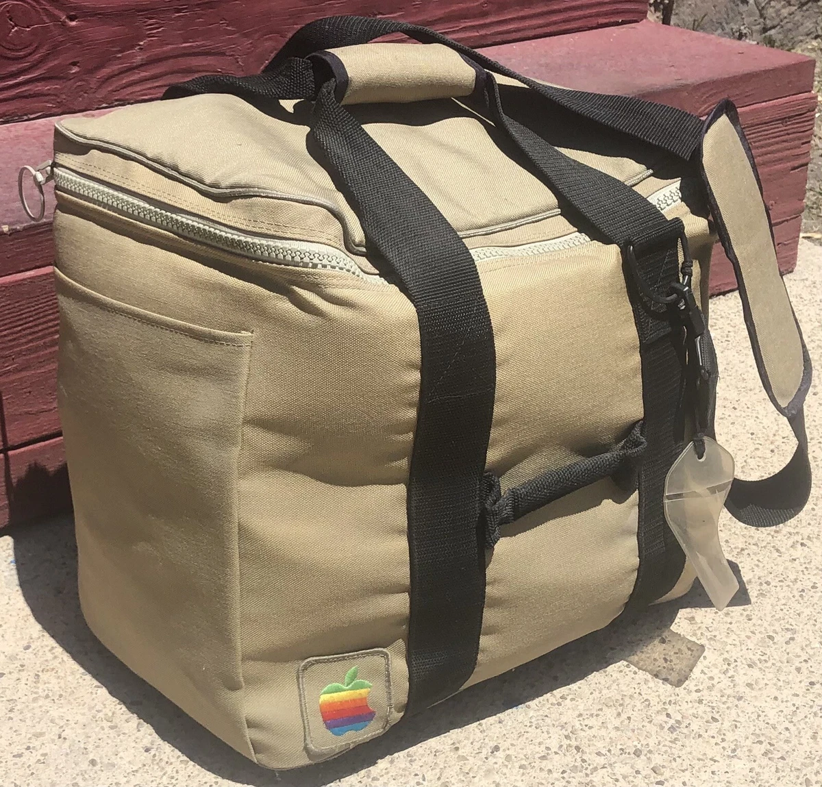 1984 Original Vintage Infamous Rainbow APPLE Macintosh Computer