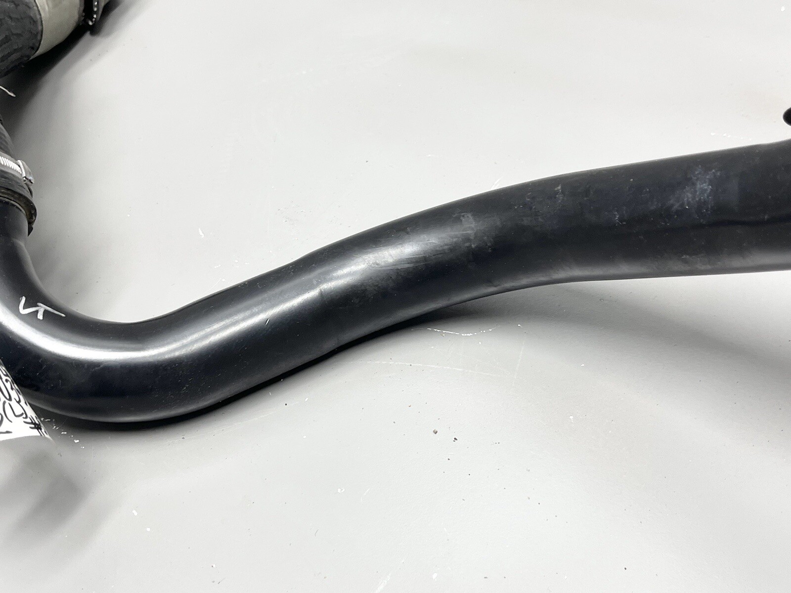 ⭐️2017-2020 MASERATI LEVANTE LEFT TURBO INTERCOOLER AIR INTAKE HOSE PIPE TUBE