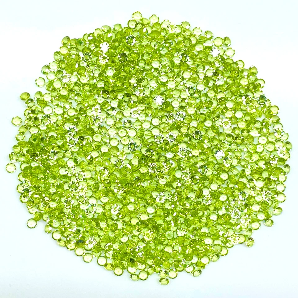 VVS 200 Pcs Natural Peridot 2.3mm Round Cut AAA Top Quality Loose Gemstones Lot - Image 4 of 4