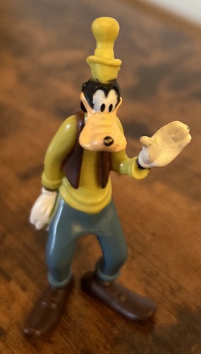 Disney goofy figure 3 inch collectible toy figure PVC preowned