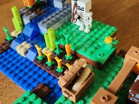 LEGO Minecraft The Farm 21114 100% Complete w/ Manual And Box