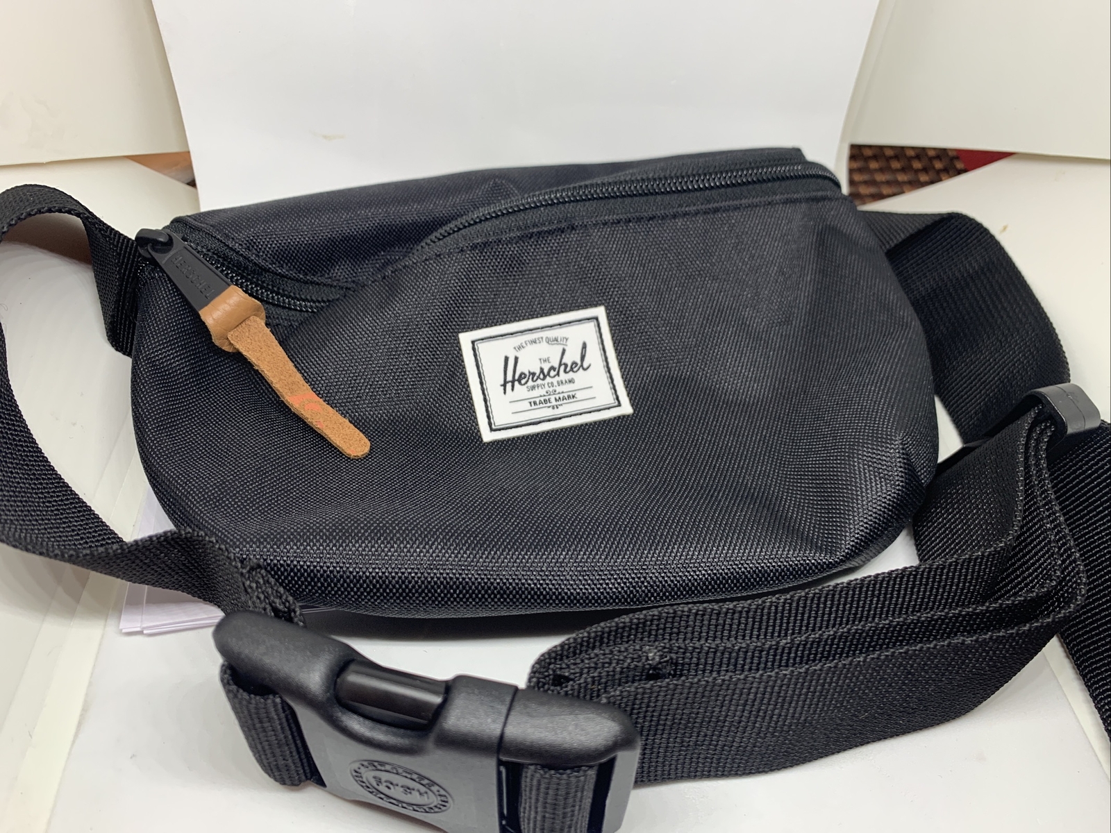 herschel fanny pack black