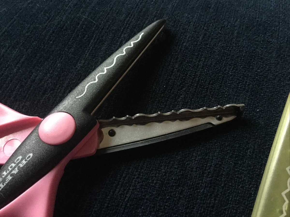 Jagged cheap edge scissors
