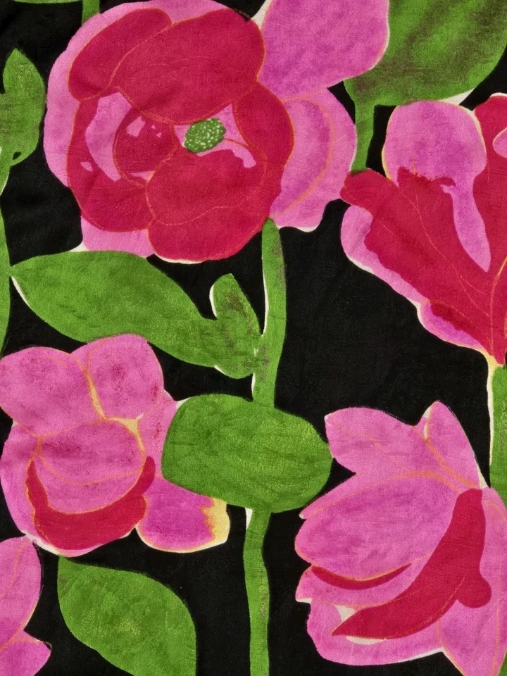 5 Yards Of  Continuous SILK VINTAGE FLORAL Fabric 43 Inches Wide - Image 3 of 4