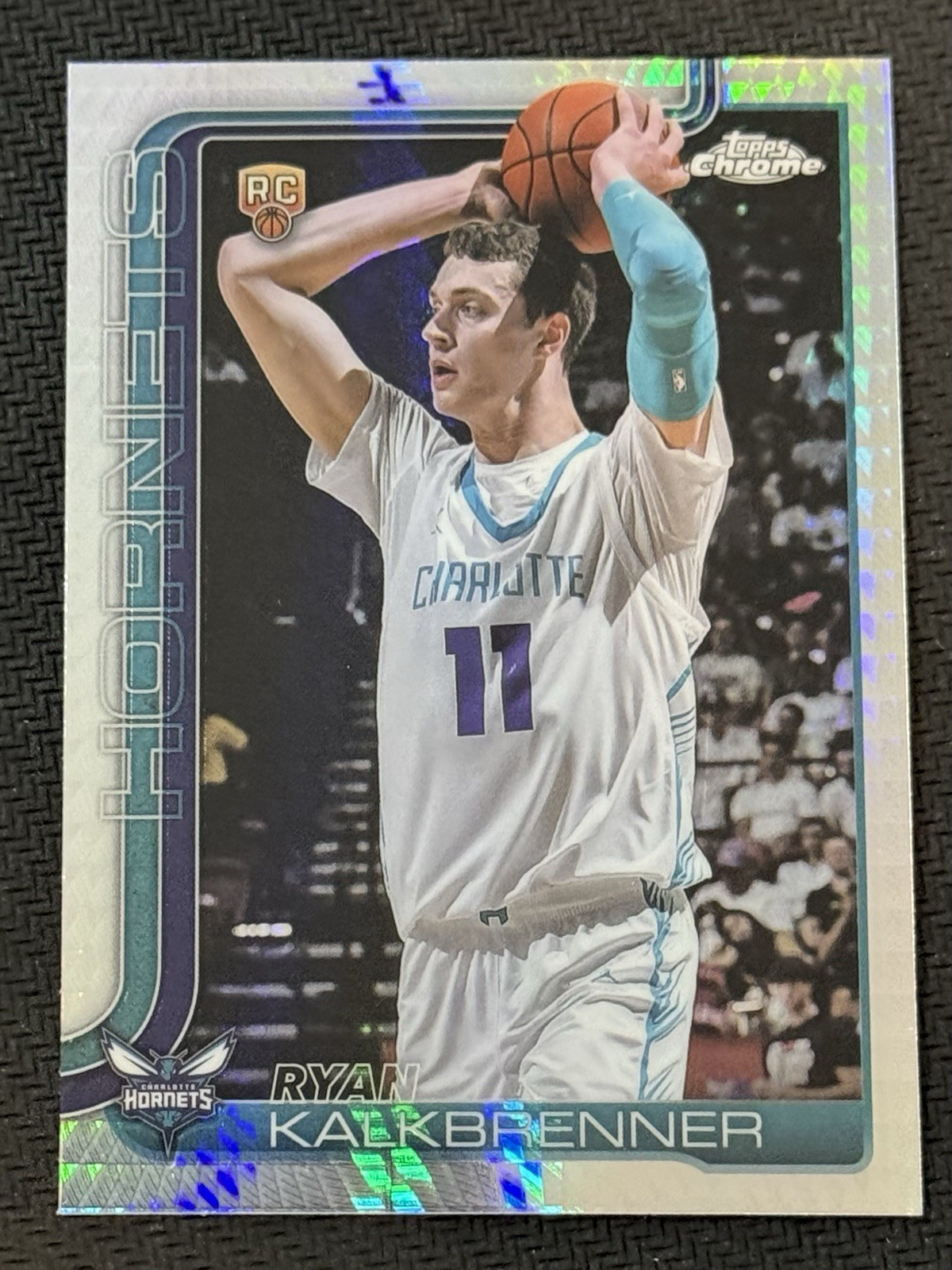 2025-26 Topps Chrome Ryan Kalkbrenner RC Prism Refractor #284 Hornets ROOKIE