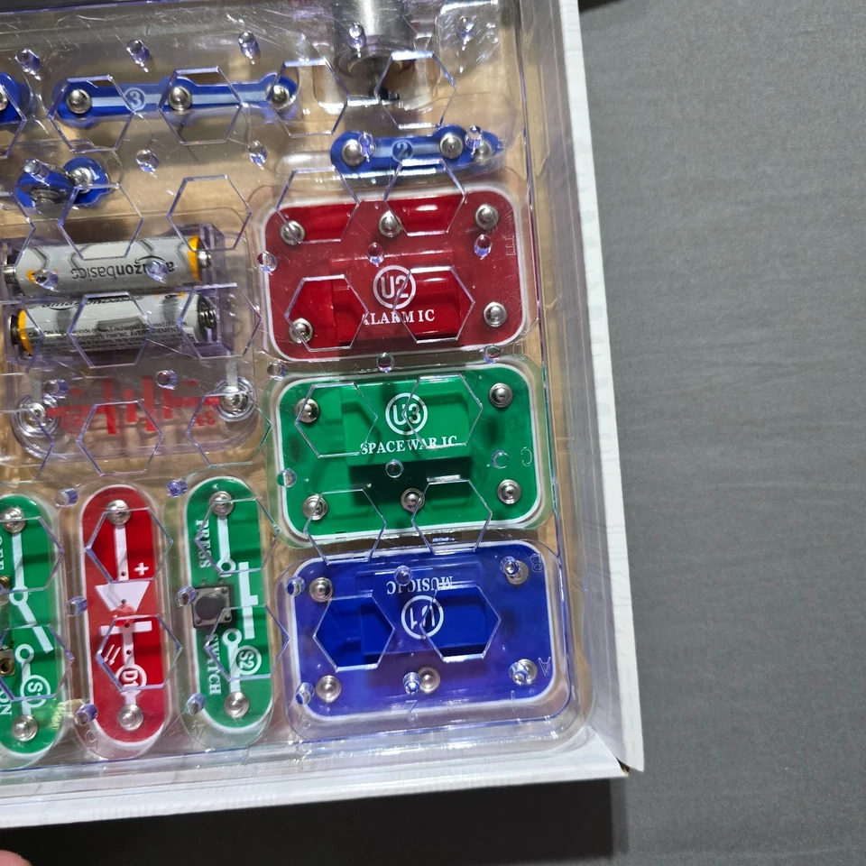 Snap Circuits Jr. SC 100 Electronics Discovery Kit 100+ Proyectos Foto 2 de 4