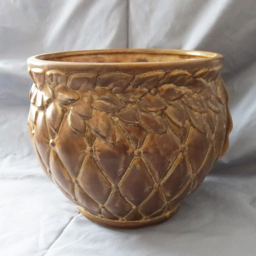 Vintage McCoy Art Pottery 8.5-inch Jardinière Diamond Quilt Leaf