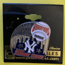2000 World Series Champions New York Yankees Vintage MLB baseball Button pin AL