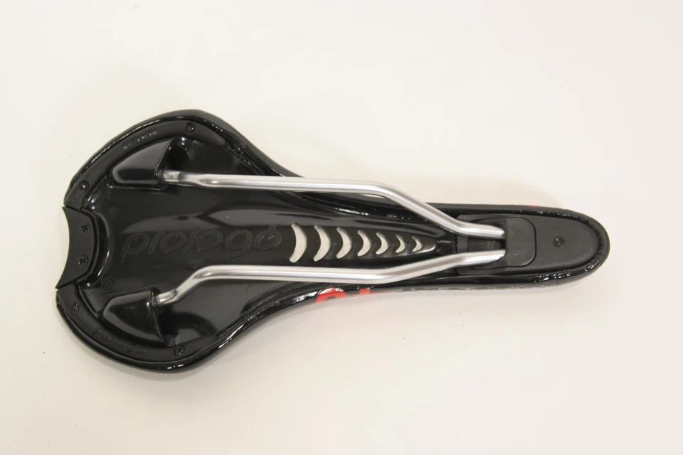 Черные направляющие Prologo Naga EVO Tri 40 Saddle Pro T 2.0 135 x 280 мм 265 г PRLO7 - Изображение 3 из 3