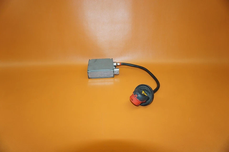 BMW X5 XENÓN CAJA LASTRE OCULTO UNIDAD FAROS 2000 2001 2002 2003 2004 2005 2006 Foto 3 de 4