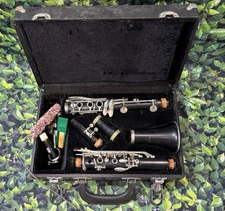 NEMC NA50 Clarinet With Hard Case & Accessories