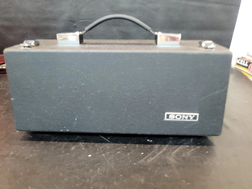 Sony MX-12 Vintage stereo mixer - In original suitcase - Image 2 of 4