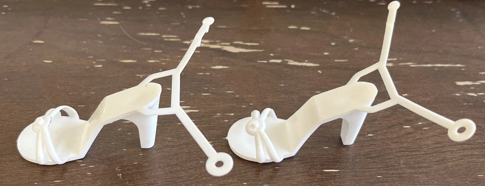 Vintage WHITE High Heel Ankle Strap SHOES ~ UNKNOWN Large Fashion Doll ~ 2” Long - Image 4 of 4