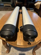 Yakima Whispbar  6 Ski/Snowboard Roof Rack Mount w/ Locks, Key36 Inches