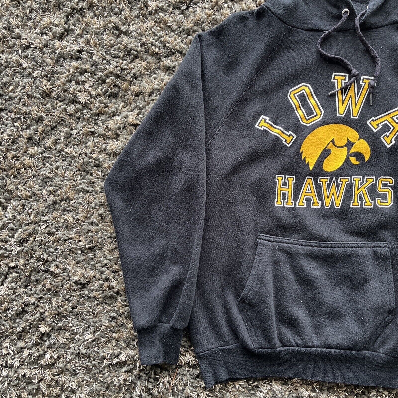Vintage 1970s Iowa Hawks/Hawkeyes Raglan Pullover… - image 4