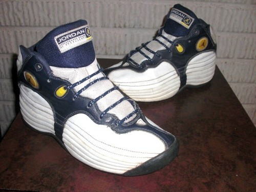 Nike Shoes - OG 1997 Jordan Team 1 I 