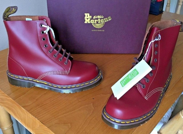 dr martens quilon leather